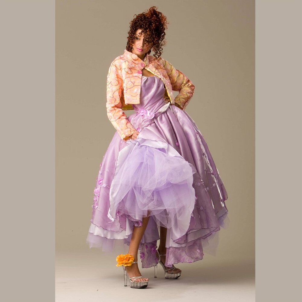STRAPLESS LAVENDER BALL GOWN - Picture 9 of 13